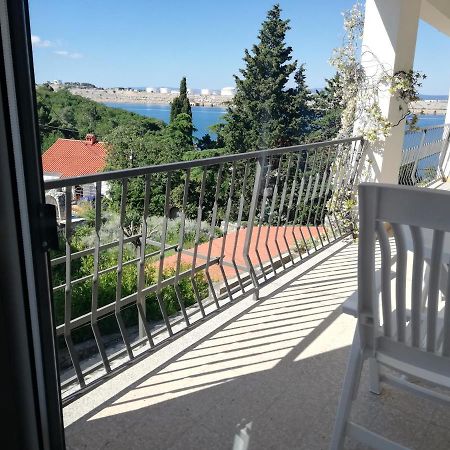 Apartments 4U Omišalj Екстериор снимка